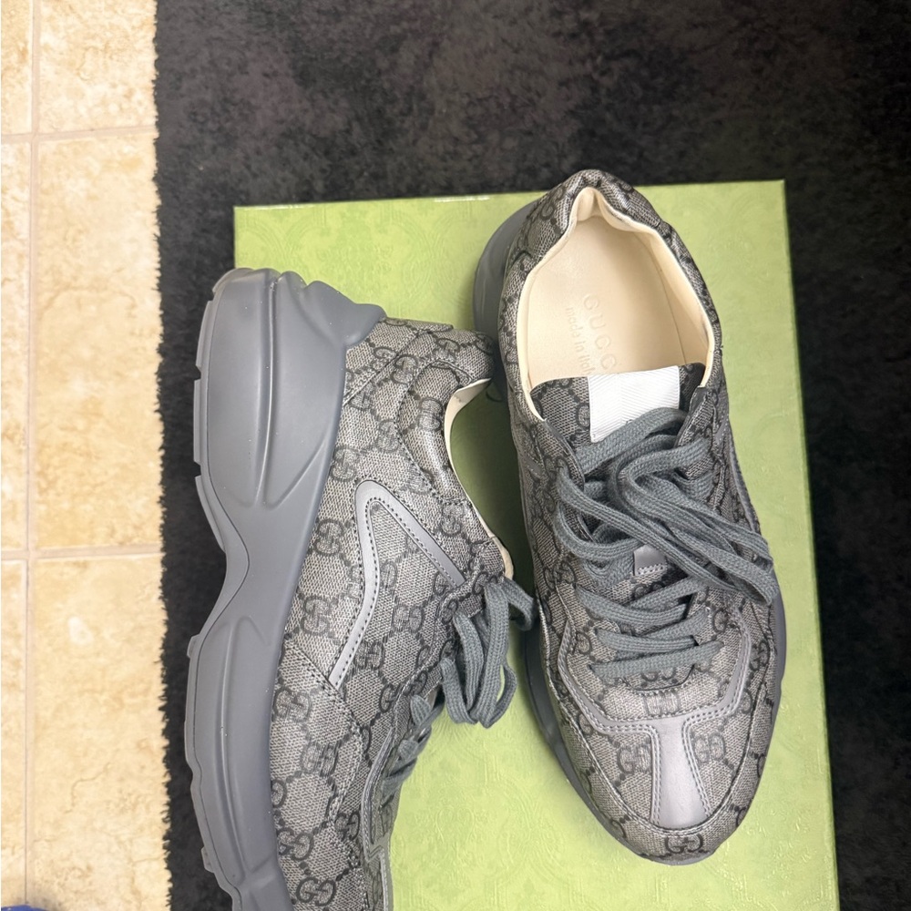Gucci Charcoal Textured Sneakers - Picture 4 of 10